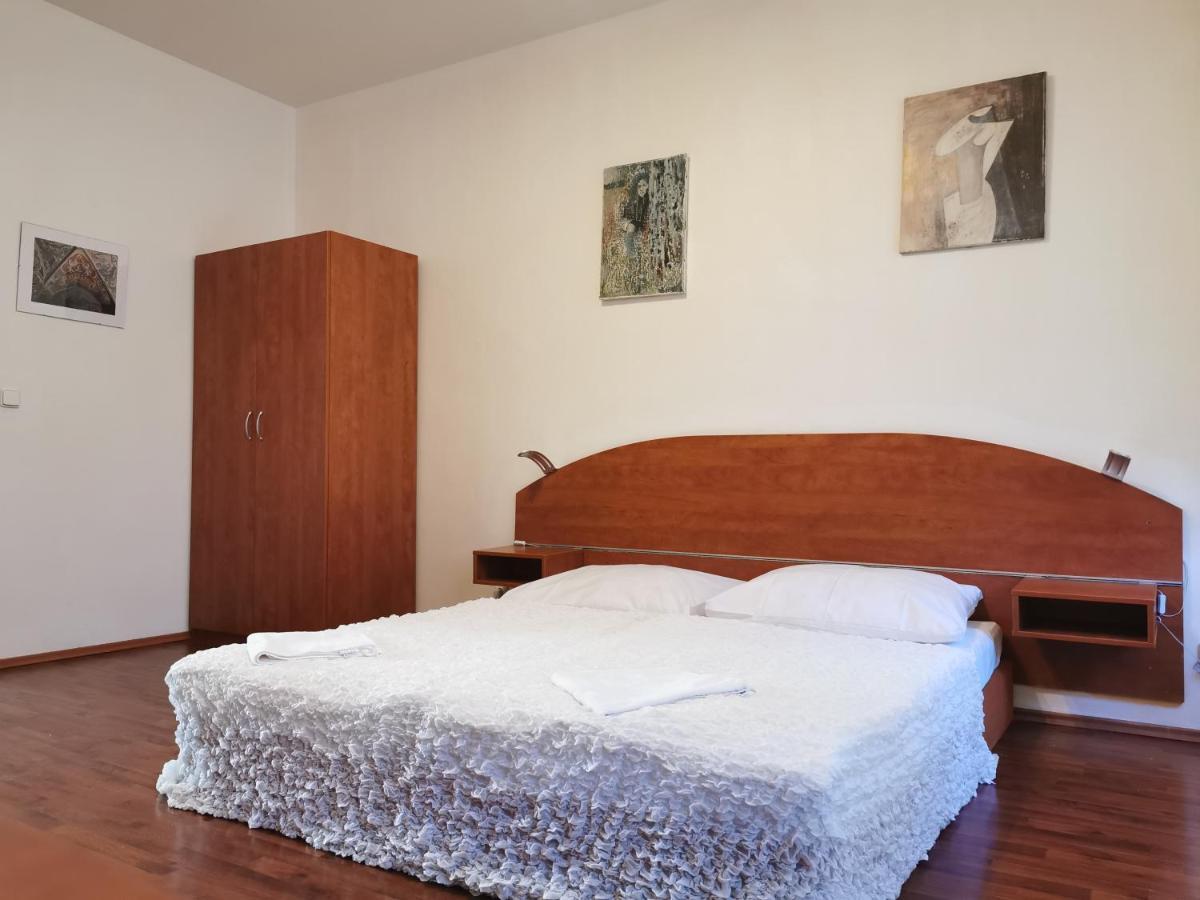 Apartment Amandment Prag Eksteriør billede