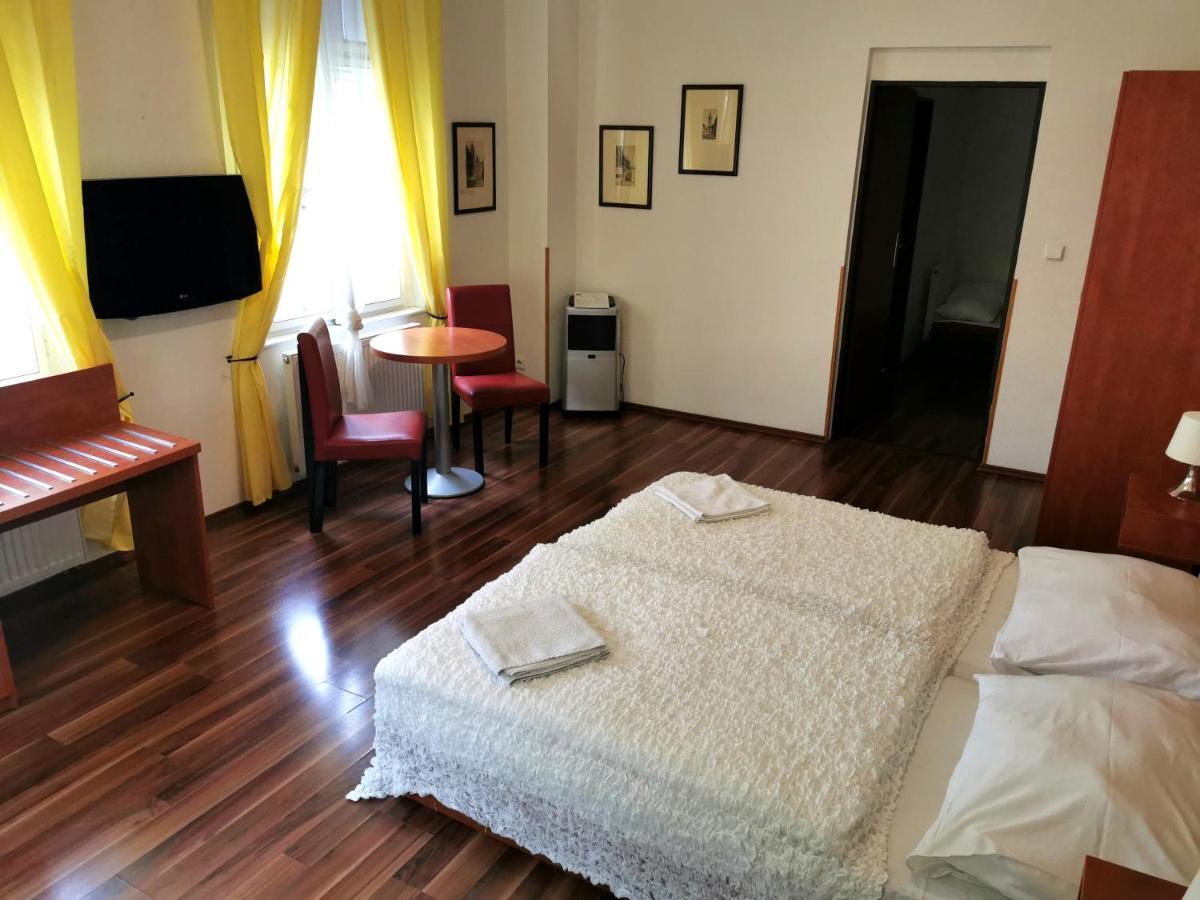 Apartment Amandment Prag Eksteriør billede